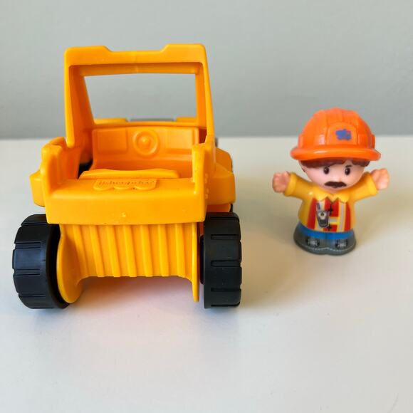 Mattel Fisher Price 2021 Little People Bulldozer Construction Car - Picture 3 of 6